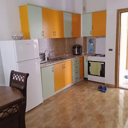 Cozy Near The Sea Apartment *